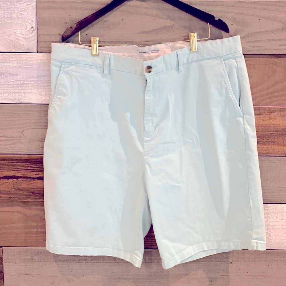 Old Navy Slim-fit Ultimate Shorts Mint Green - Size 40